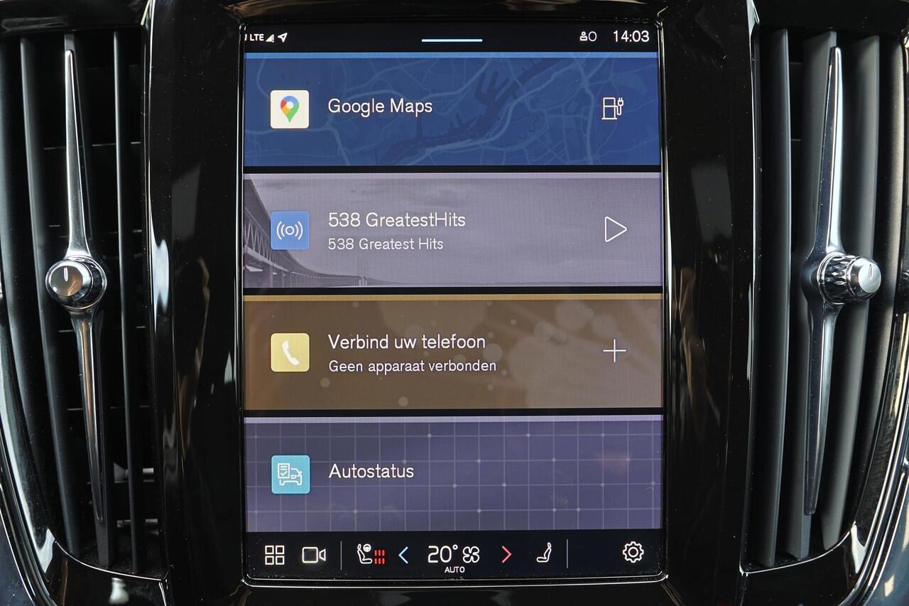 Volvo V90 T6 Recharge AWD Core Bright - IntelliSafe Assist & Surround - 360º Camera - Harman/Kardon audio - Verwarmde voorstoelen, stuur & achterbank - Parkeersensoren voor & achter - Extra getint glas - Elektr. inklapbare trekhaak - 18' LMV