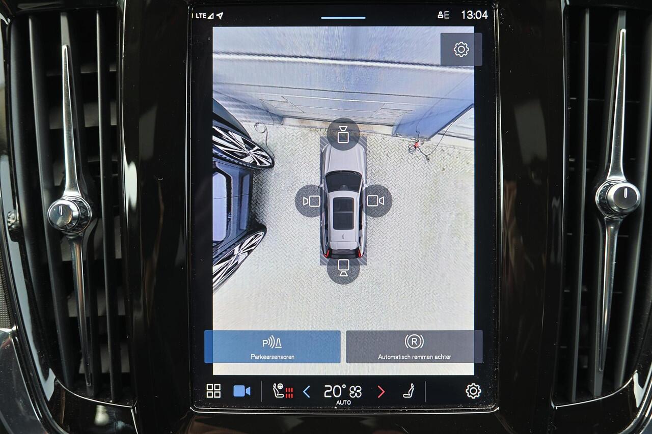 Volvo V90 T6 Recharge AWD Plus Dark - IntelliSafe Assist & Surround - 360º Camera - Harman/Kardon audio - Adaptieve LED koplampen - Verwarmde voorstoelen, stuur & achterbank - Parkeersensoren voor & achter - Elektr. bedienb. voorstoelen met geheugen - Extra getint 