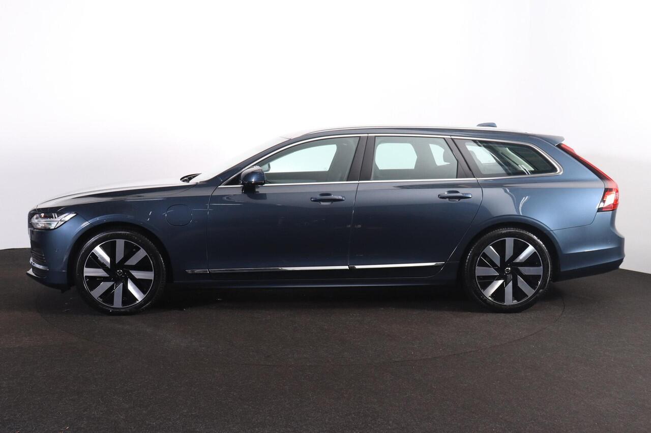 Volvo V90 T6 Recharge AWD Plus Bright - IntelliSafe Assist & Surround - 360º Camera - Harman/Kardon audio - Adaptieve LED koplampen - Verwarmde voorstoelen & stuur - Parkeersensoren voor & achter - Elektr. bedienb. voorstoelen met geheugen - 19' LMV