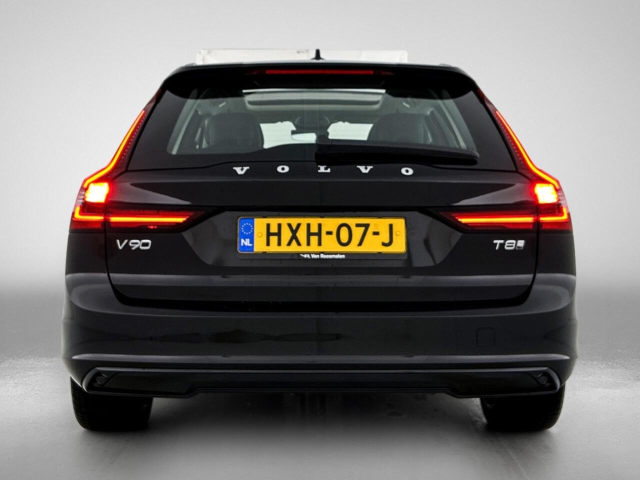 Volvo V90 T8 Ultra Dark Recharge Plug-In Hybrid AWD