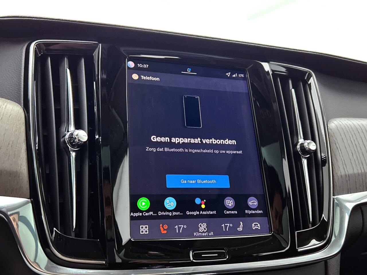 Volvo V90 T8 Ultra Dark Recharge Plug-In Hybrid AWD