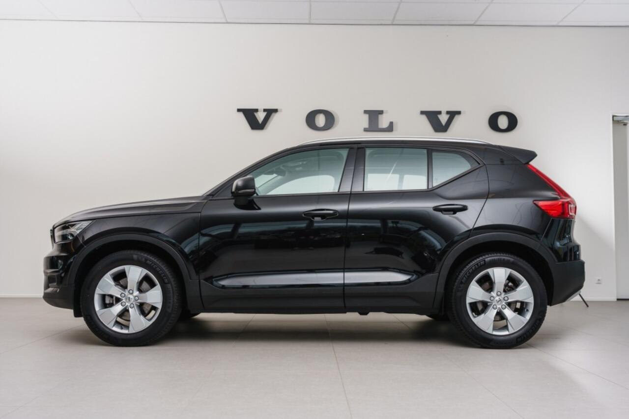 Volvo XC40 T4 Momentum, Business Pack, Intellisafe Pro Line