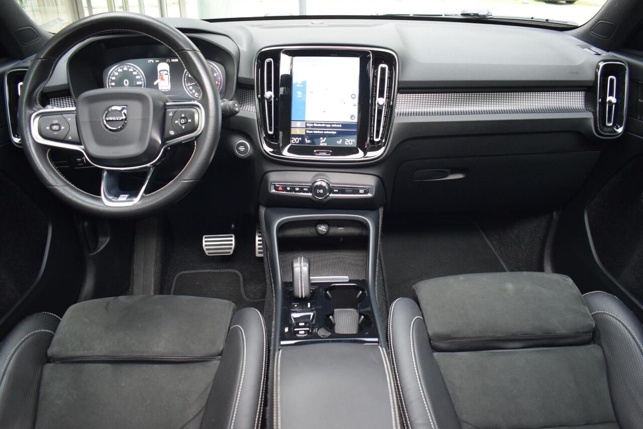 Volvo XC40 2.0 T5 AWD R-Design met Pano/Trekh/Harman/Camera