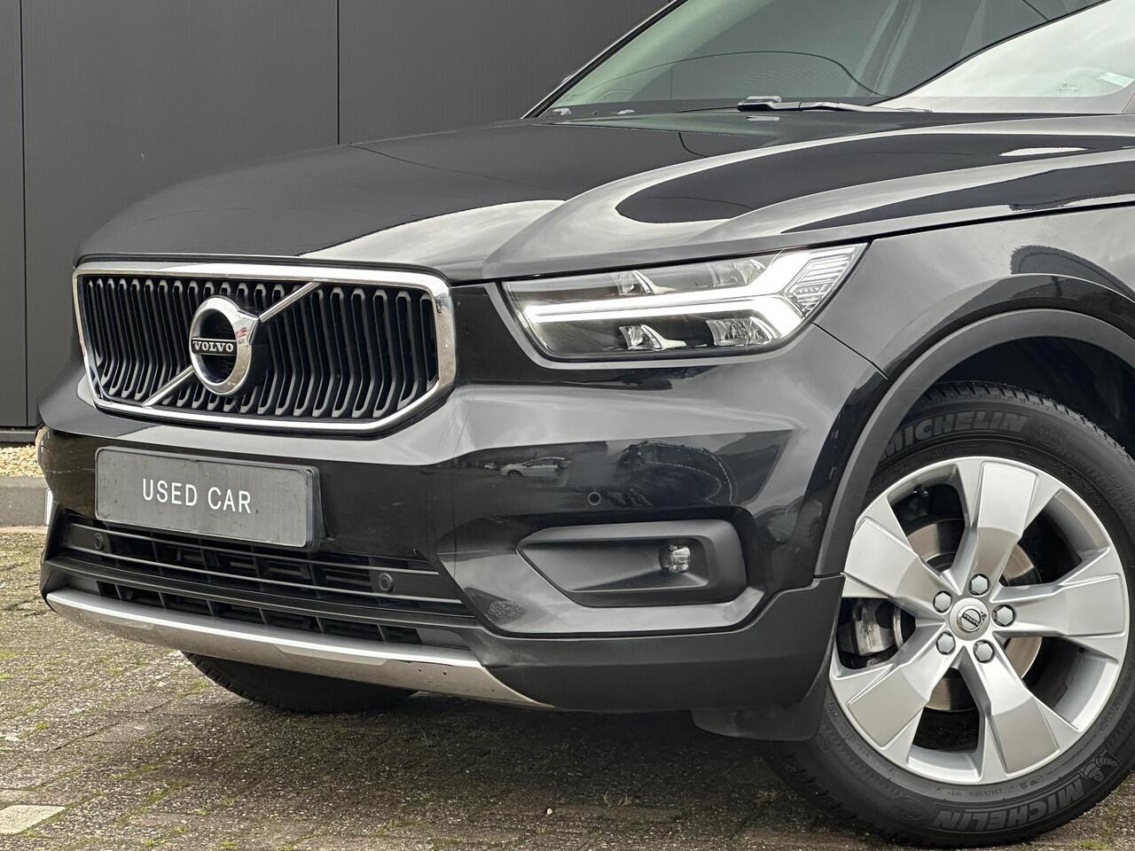 Volvo XC40 1.5 T3 Momentum Business Pack Connect/ schuifdak/ trekhaak/ park assist camera