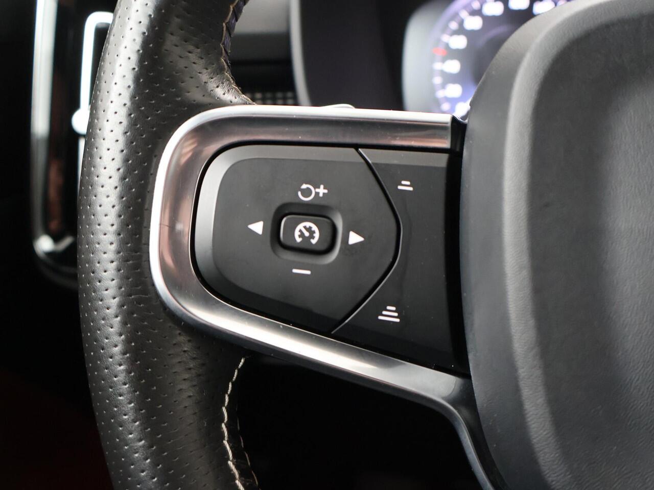 Volvo XC40 2.0 T5 AWD R-Design Intro Edition