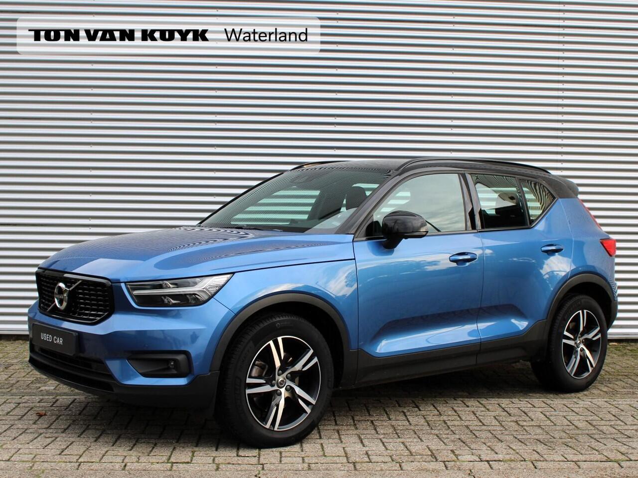 Volvo XC40 2.0 T4 R-Design Automaat / Trekhaak / 360* camera / Verwarmd voorruit / DAB radio