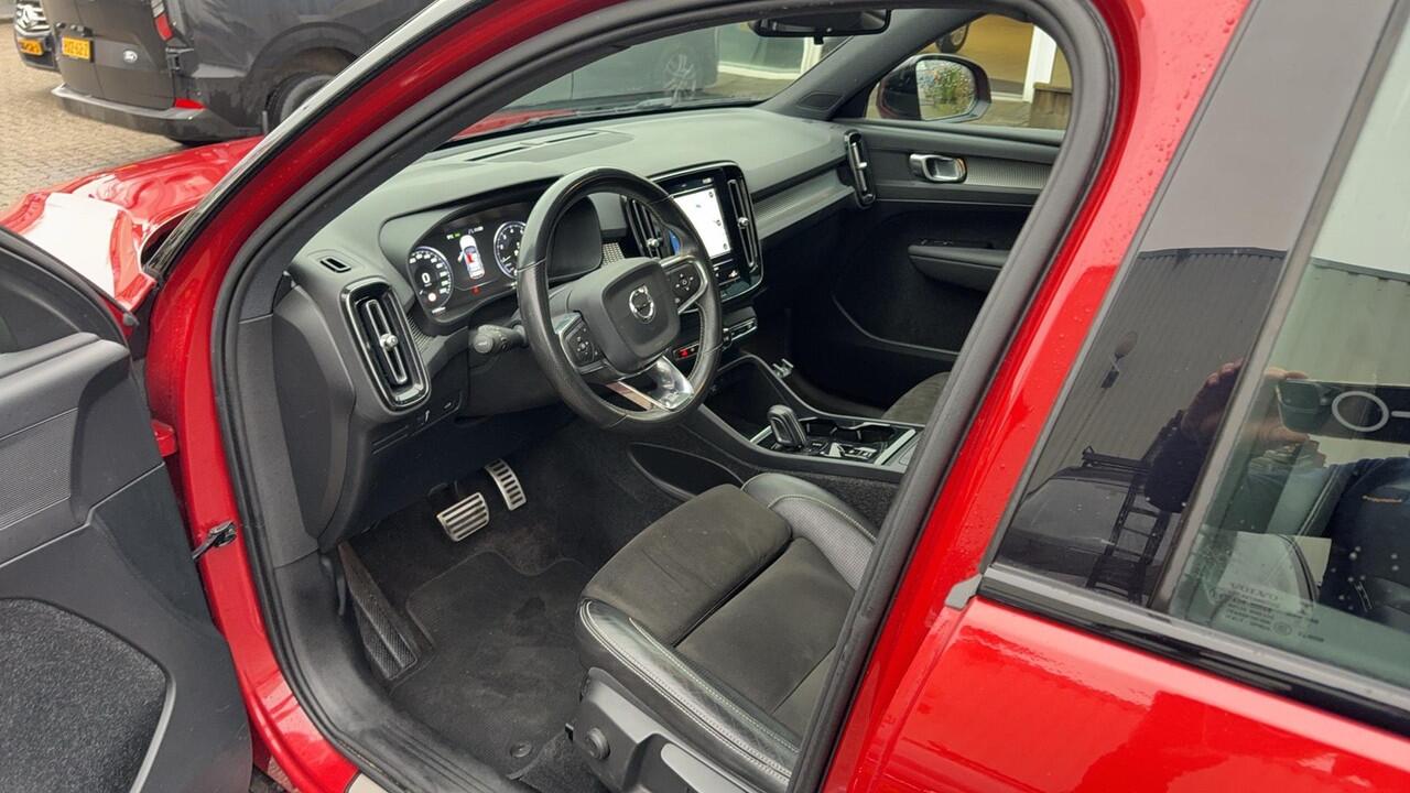 Volvo XC40 2.0 T5 AWD R-Design BTW Auto Volledig Onderhouden