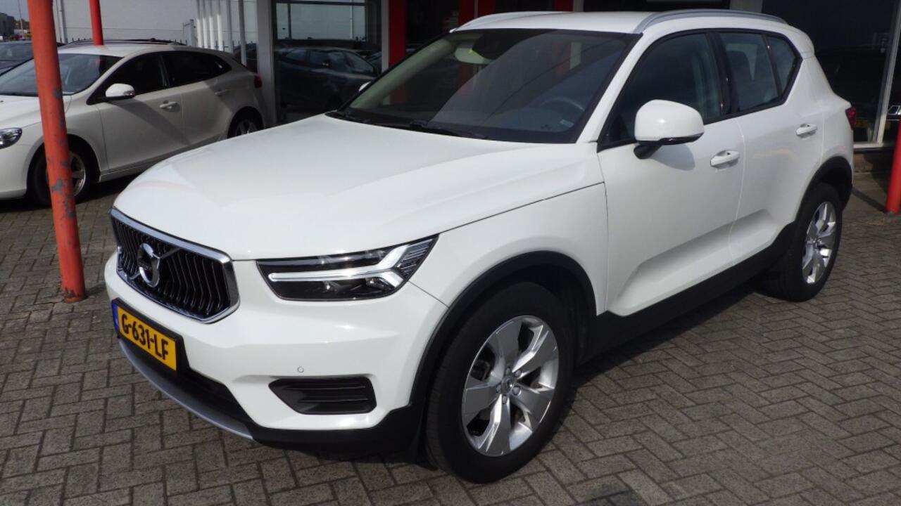 Volvo XC40 T3 automaat 163PK Navigatie/Led koplampen/elektrische kofferklep