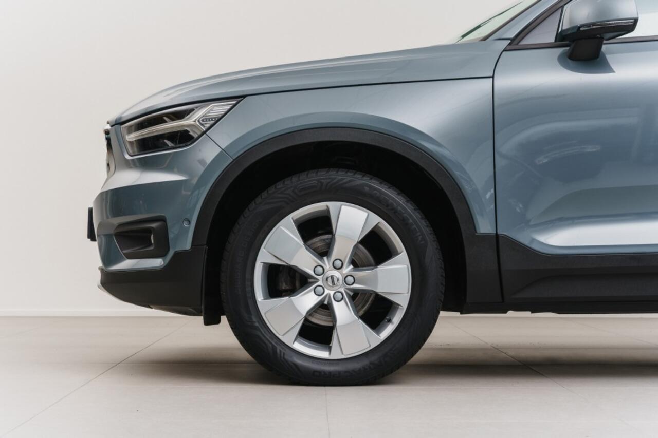 Volvo XC40 T3 Geartronic Momentum Pro