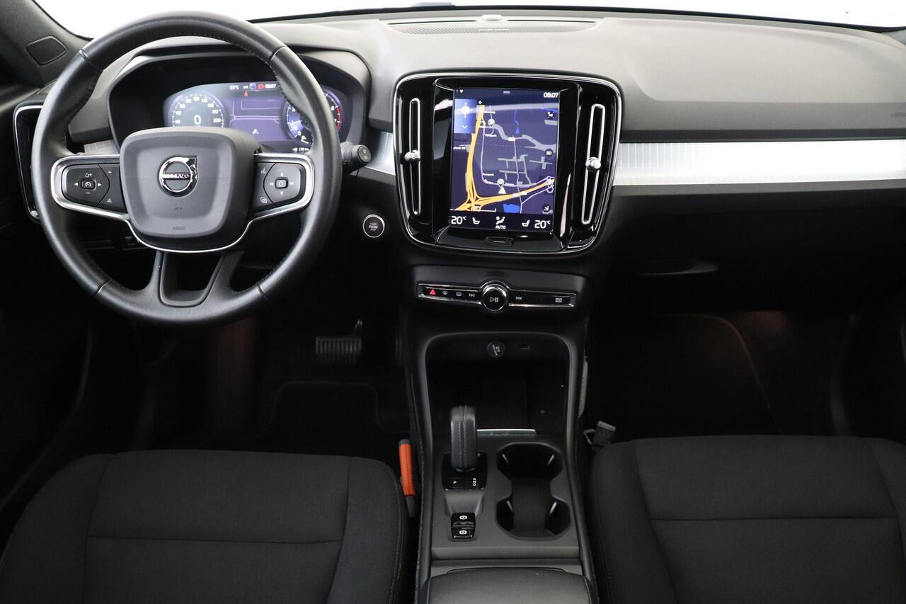 Volvo XC40 T3 AUT. MOMENTUM -PANO.DAK|HARMAN/KARDON|CAMERA|TREKHAAK|CRUISE