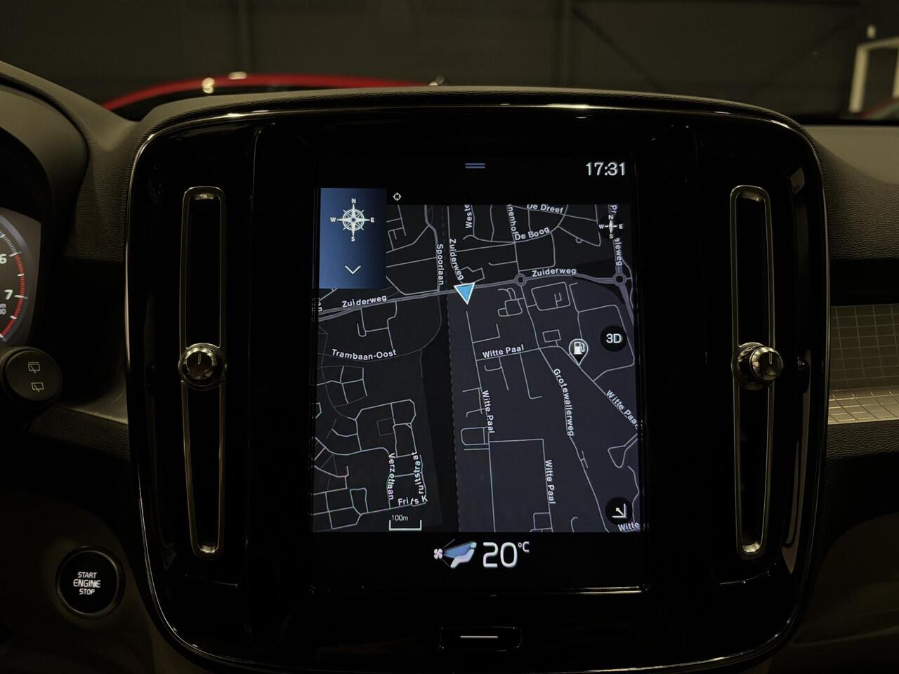 Volvo XC40 2.0 T4 190 pk Aut-8 ? LED ? Camera ? Dodehoek