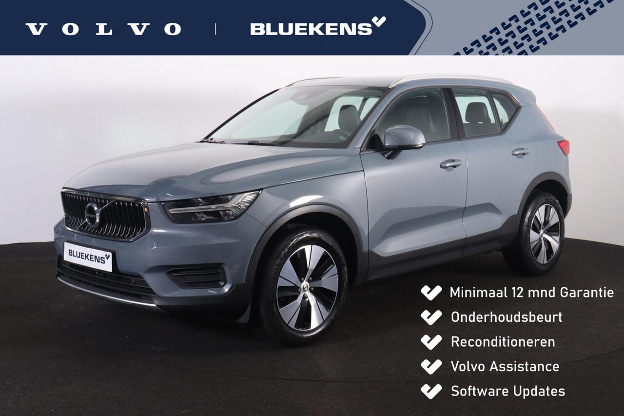 Volvo XC40 T3 Momentum Pro - Verwarmde voorstoelen, stuur & achterbank - Parkeersensoren achter - Cruise control - Standkachel - 18' LMV