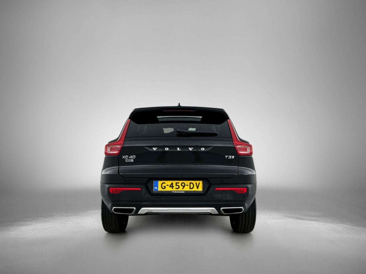 Volvo XC40 1.5 T3 Inscription | Panorama dak | Leder | 18'' Lichtmetaal |