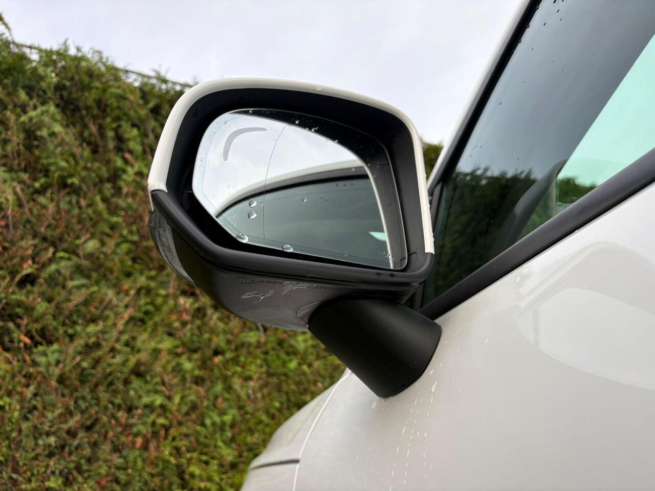 Volvo XC40 T4 Momentum | BLIS | Leder | H&K Audio