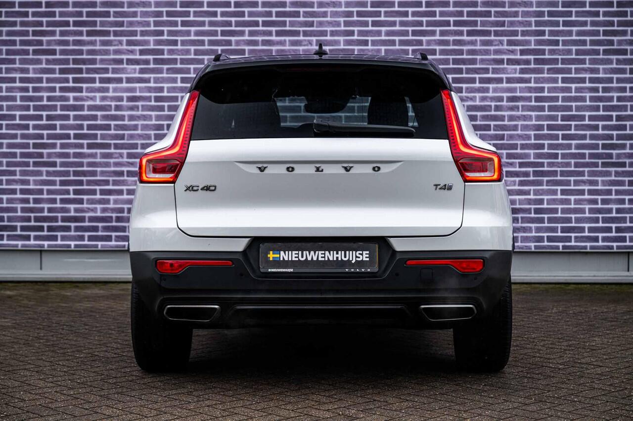 Volvo XC40 2.0 T4 R-Design | Trekhaak | Panoramadak | Adaptieve cruise control | Parkeercamera | Stoelverwarming |