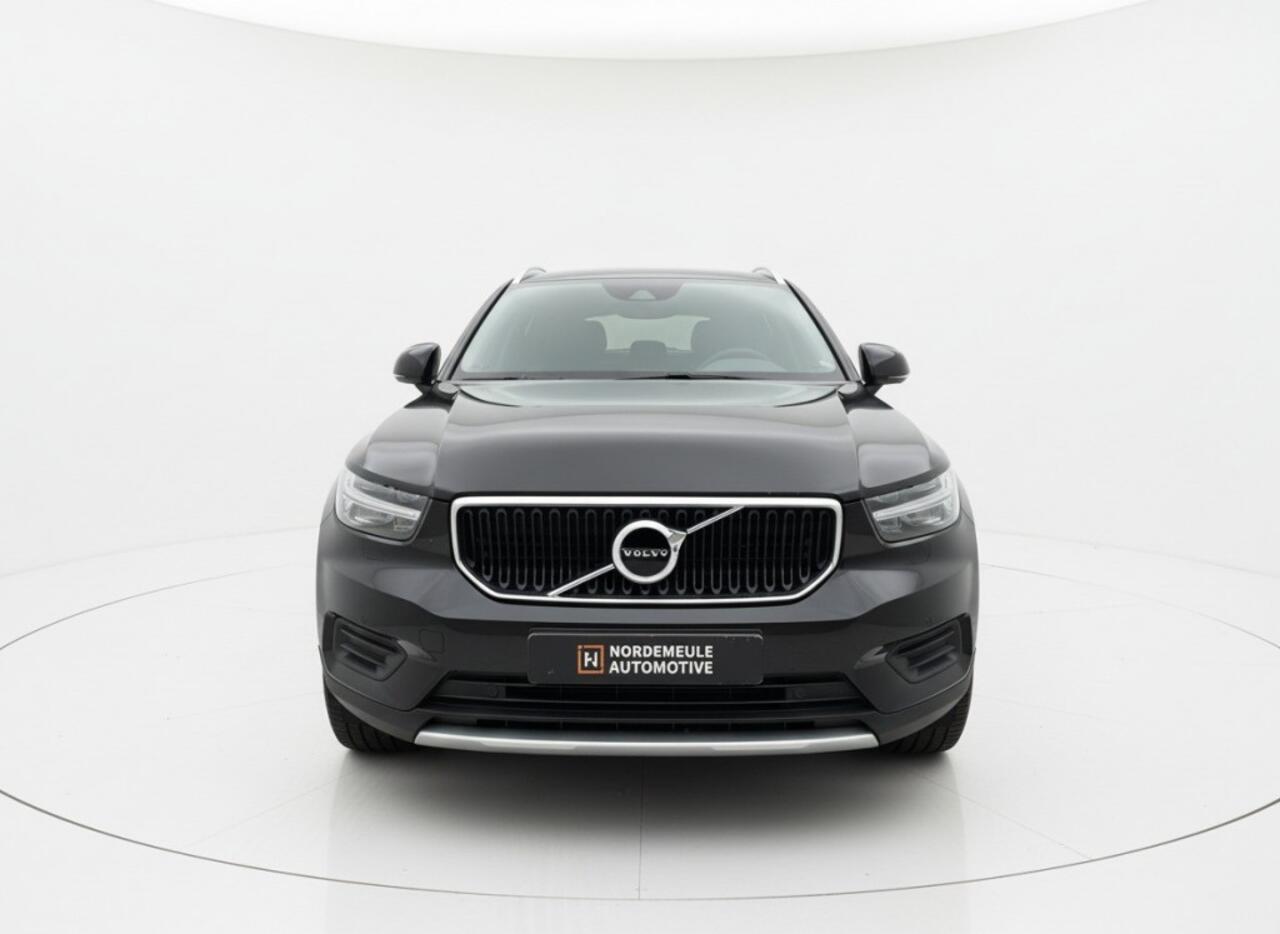 Volvo XC40 1.5 T3 MOMENTUM PRO, LED, Cruise, Camera, AUT
