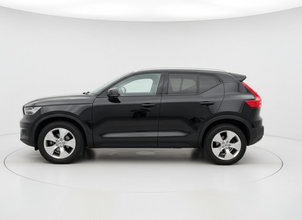 Volvo XC40 1.5 T3 MOMENTUM PRO, LED, Cruise, Camera, AUT