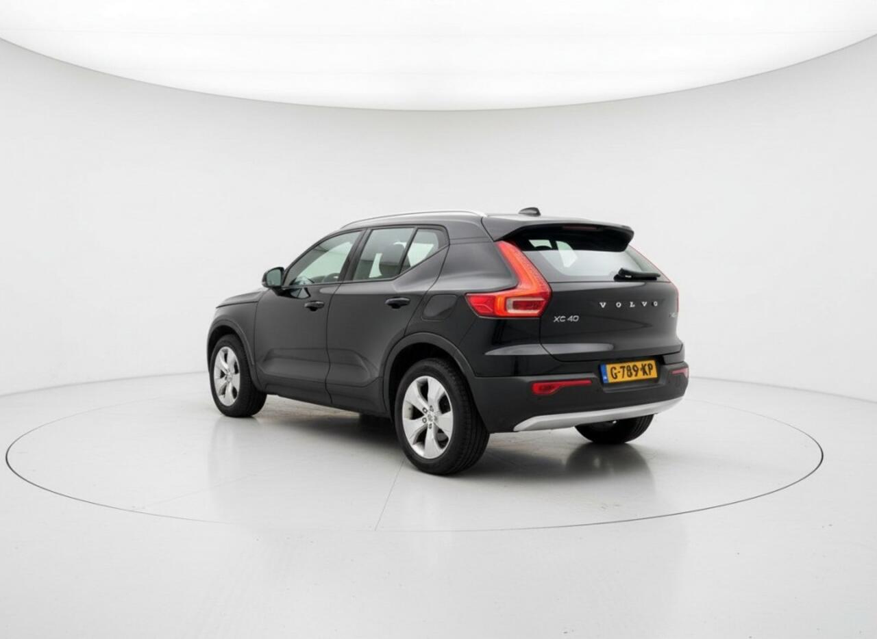 Volvo XC40 1.5 T3 MOMENTUM PRO, LED, Cruise, Camera, AUT