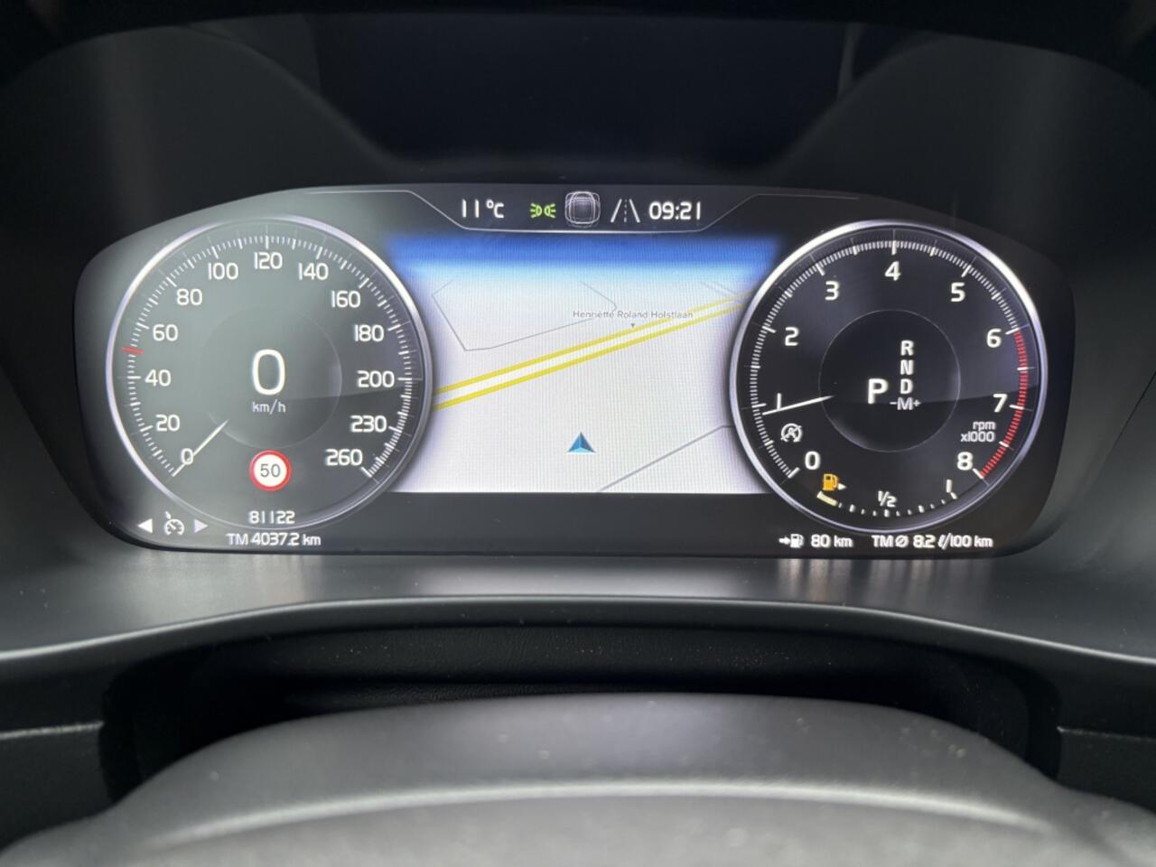 Volvo XC40 2.0 T4 Momentum | Trekhaak | Sensoren V/A | Stoelverw. |