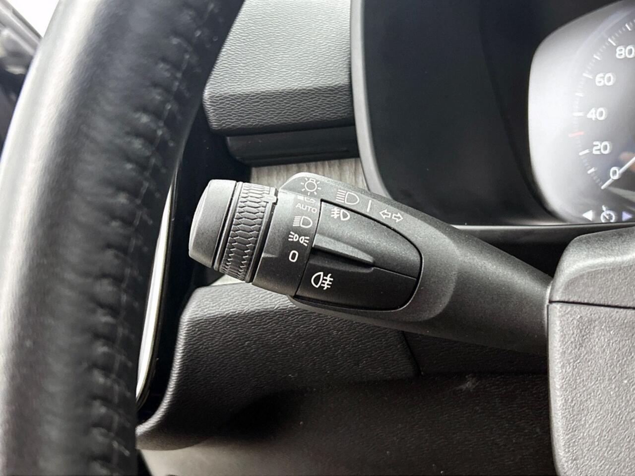 Volvo XC40 1.5 T3 Inscription | Trekhaak | Lederen bekleding | Camera |