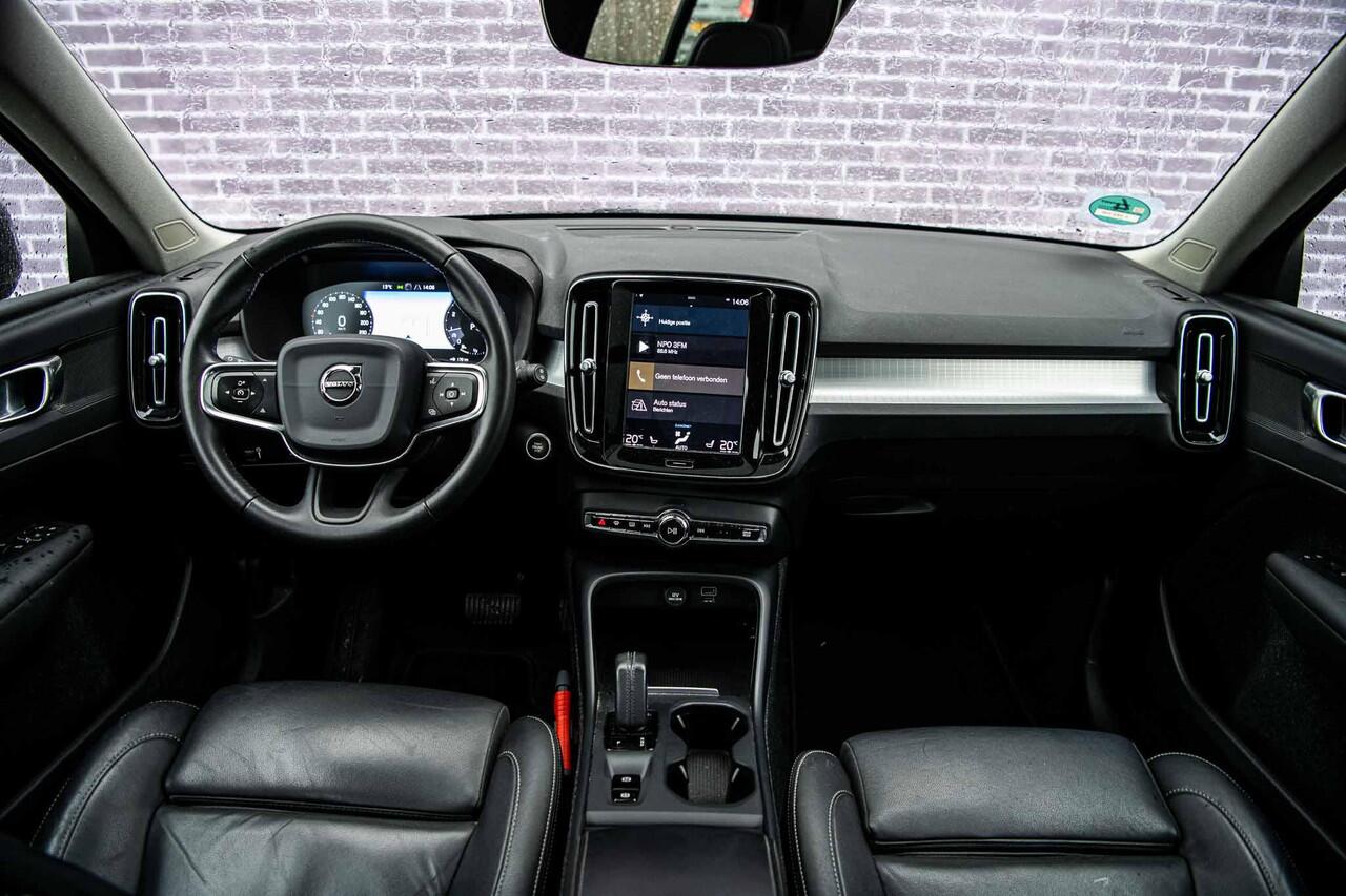 Volvo XC40 1.5 T2 Business Pro | Adaptieve Cruise Control | Panoramadak | Lederen Bekleding | Climate Pack | Parkeer Pakket |