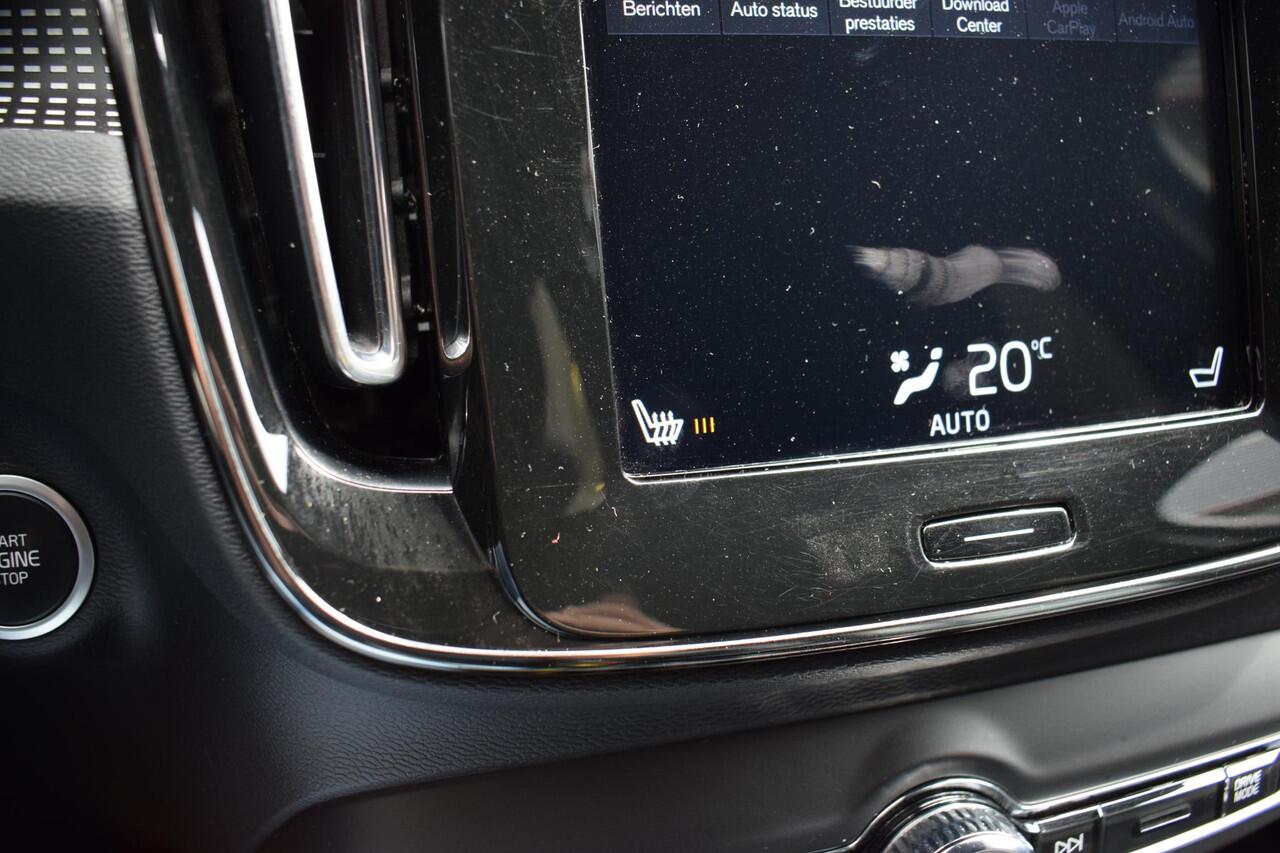 Volvo XC40 1.5 T5 Recharge R-Design met Leer/Cam/Stoelvw/Led