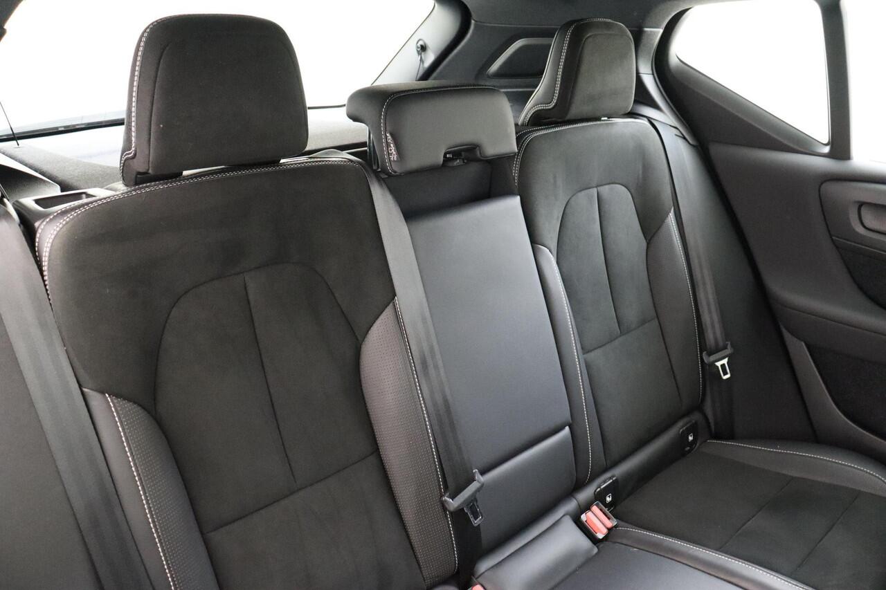 Volvo XC40 RECHARGE P8 AWD R-DESIGN -TREKHAAK|KEYLESS|GOOGLE|CLIMATE|ADAP.CRUISE