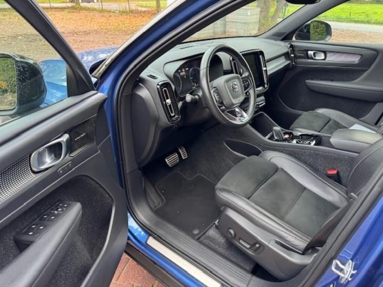 Volvo XC40 1.5 T5 TWIN ENGINE R-DESIGN/LED/HLEER