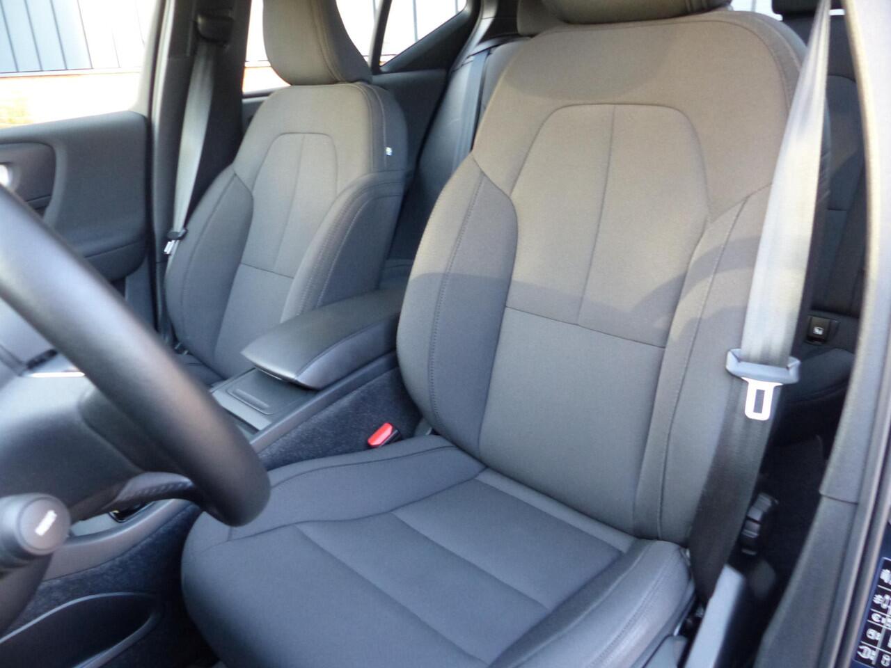 Volvo XC40 T2 Aut. Business Pro |Intellisafe|Trekhaak|Climate| Keyless|Camera|