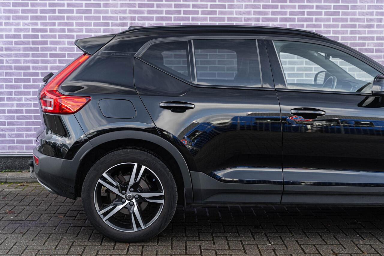 Volvo XC40 1.5 T5 Twin Engine Inscription | Schuif- / Kanteldak | Getint Glas | Parkeer Camera | Parkeersensoren Voor + Achter | Stoel - / Stuurverwarming | Cruise Control | Volvo On Call |