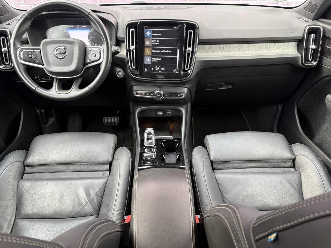 Volvo XC40 1.5 T5 Twin Engine Inscription | 360 cam | 19"licht metalen velgen | Lederen bekleding | Memory | elektrisch verstelbare stoelen | stoel verwarming | Harman Kardon | Bliss | Adaptieve cruise control |