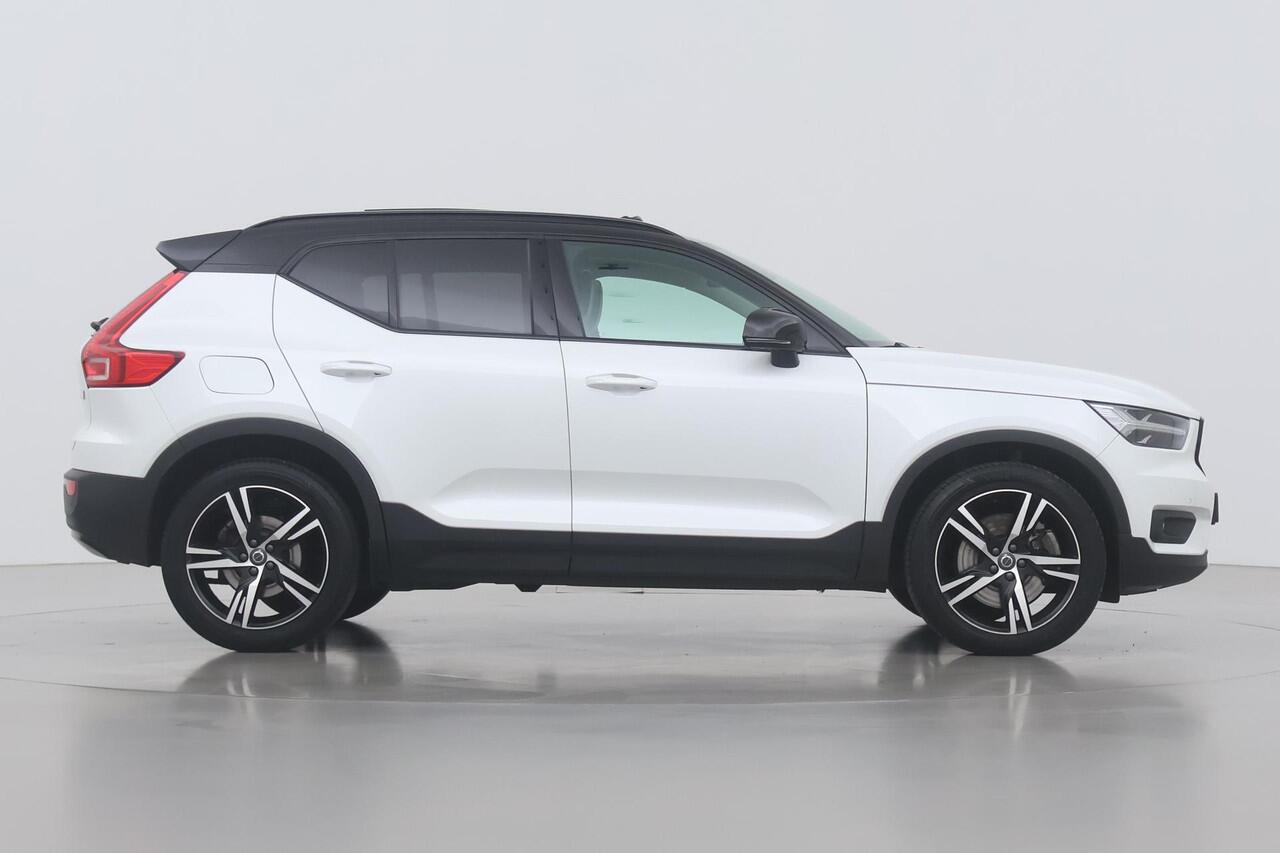 Volvo XC40 T4 Recharge R-Design Expr. | ACC | Panoramadak | BLIS | Stoel+Stuurverwarming | Trekhaak | harman/kardon