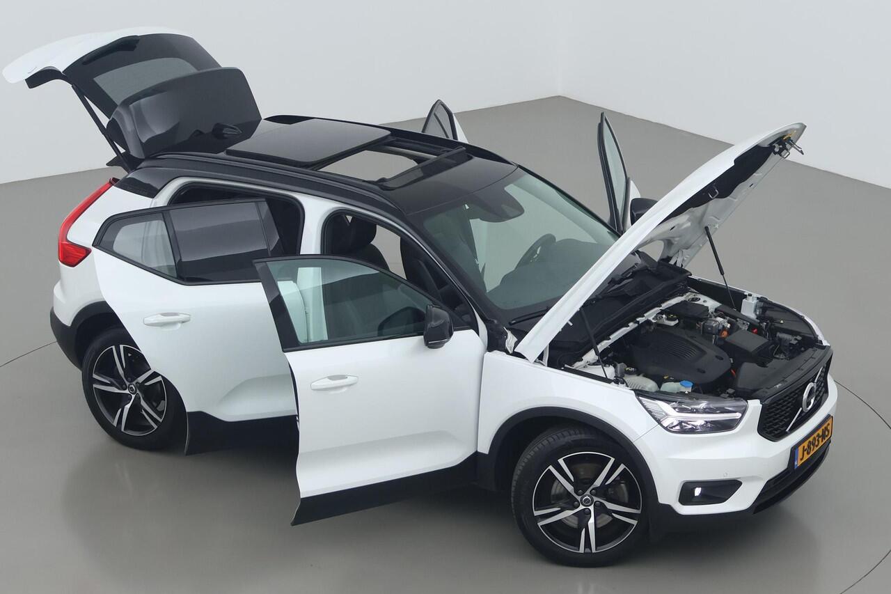 Volvo XC40 T4 Recharge R-Design Expr. | ACC | Panoramadak | BLIS | Stoel+Stuurverwarming | Trekhaak | harman/kardon