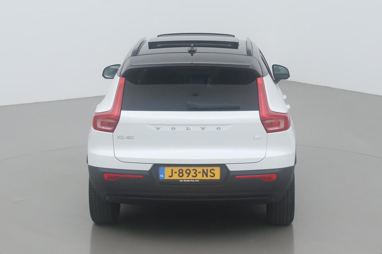 Volvo XC40 T4 Recharge R-Design Expr. | ACC | Panoramadak | BLIS | Stoel+Stuurverwarming | Trekhaak | harman/kardon