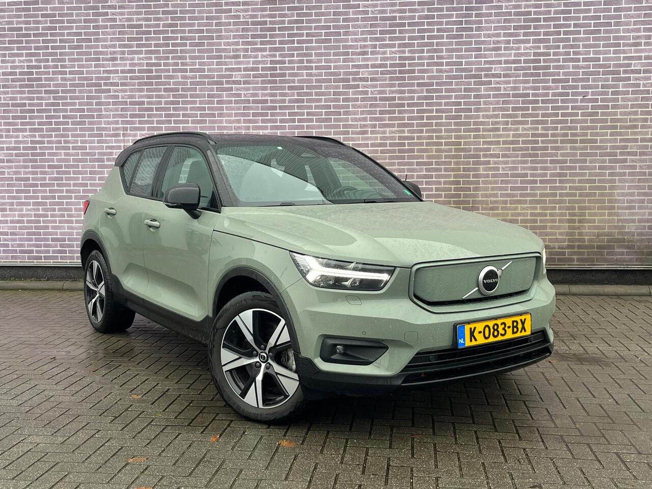 Volvo XC40 Recharge P8 AWD R-Design | Trekhaak | Elektrische stoelverstelling | Stoel-/Stuurverwarming | Dodehoekdetectie | Adaptive Cruis Control | Harman Kardon Audio | Warmtepomp | Parkeercamera | Lederen Bekleding |