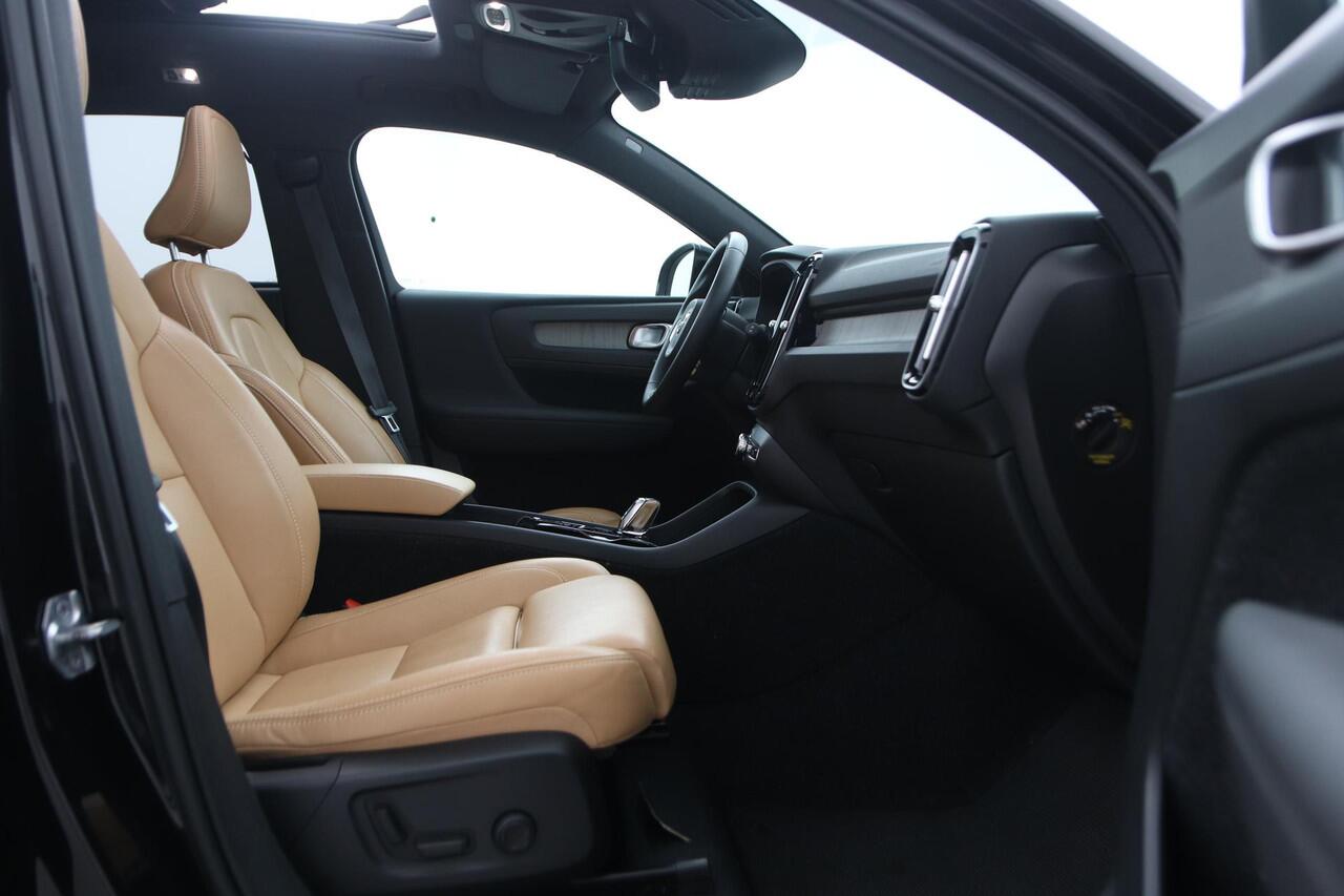 Volvo XC40 T5 Recharge Inscription | Panoramadak | Stoel+stuurverwarming | Trekhaak | Camera | Stoel+Stuurverwarming