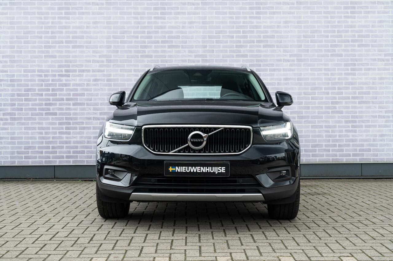 Volvo XC40 1.5 T2 Business Pro | Adaptieve Cruise Control | Trekhaak | Dodehoek Detectie | Navigatie | Apple CarPlay & Android Auto | Elektrische Achterklep |