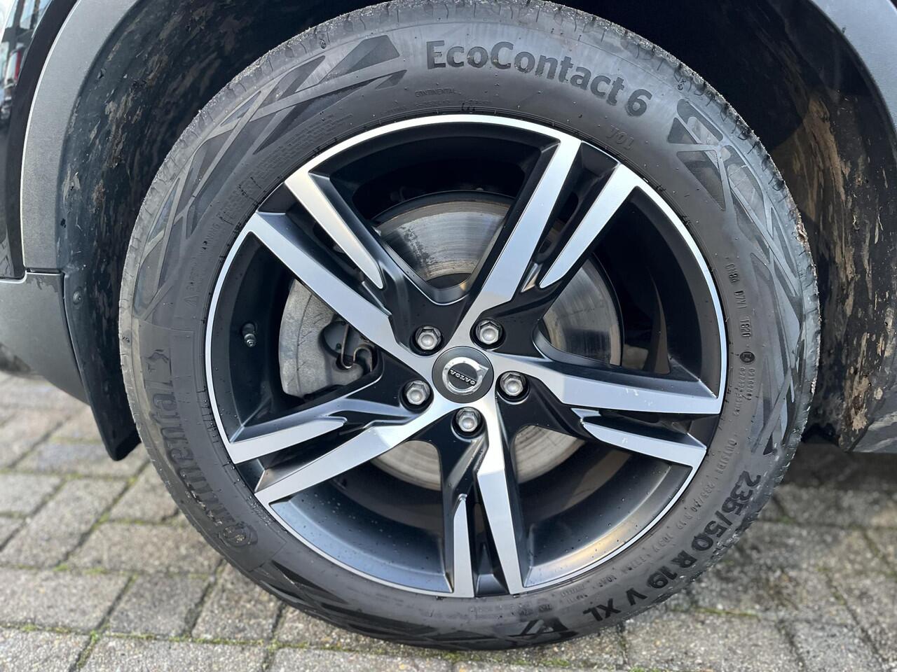 Volvo XC40 T5 Recharge R-Design