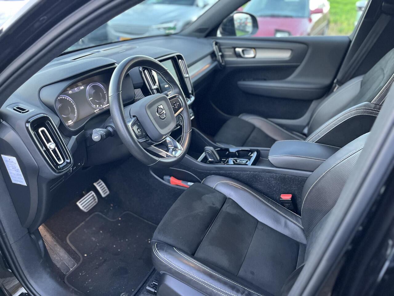 Volvo XC40 T5 Recharge R-Design