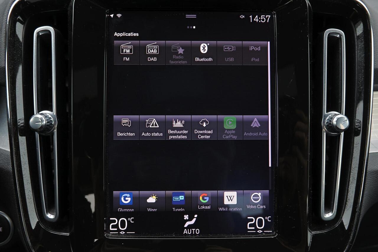 Volvo XC40 T4 Recharge Inscription Expression - IntelliSafe Assist & Surround - Parkeercamera achter - Parkeersensoren voor & achter - Apple Carplay & Android Auto - Standkachel - 18' LMV