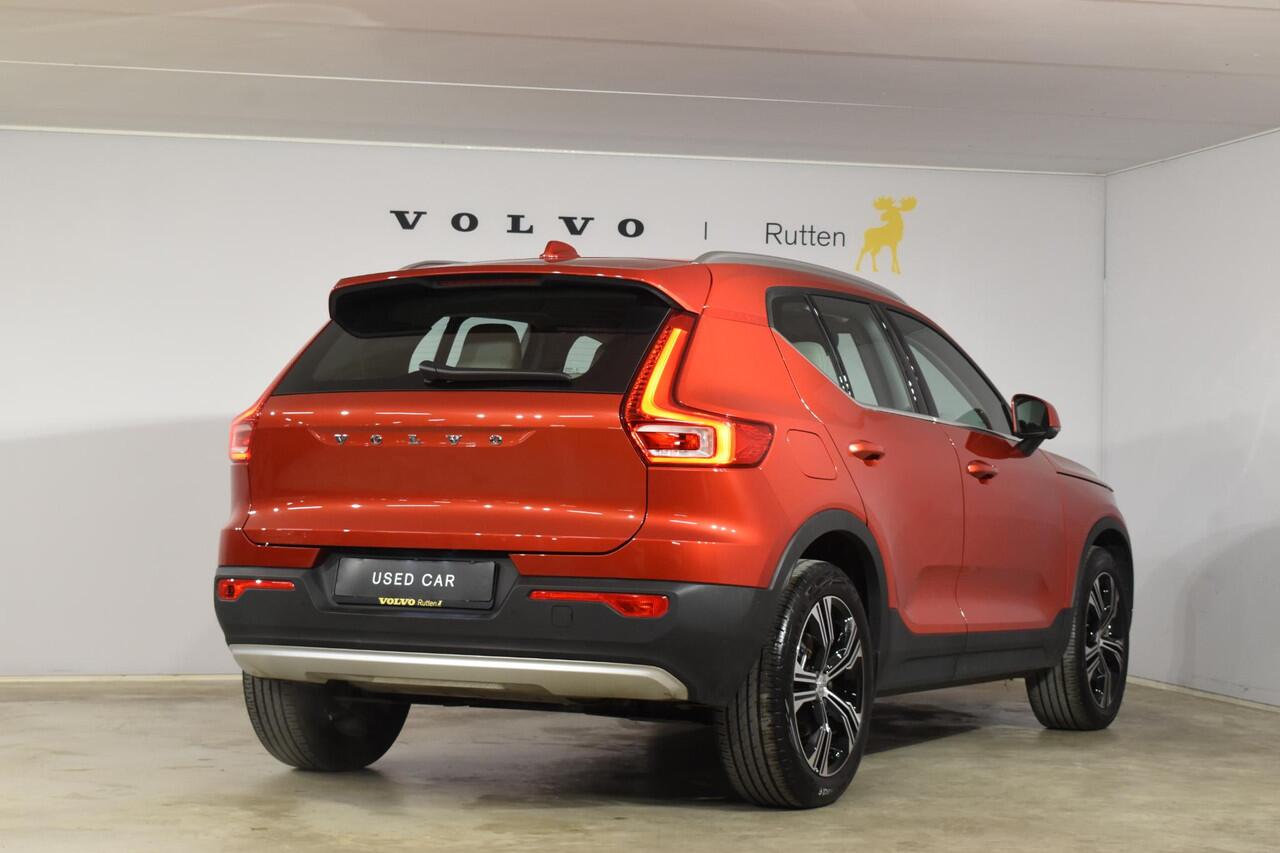 Volvo XC40 T5 262PK Automaat Recharge Inscription Navigatie / 360 Camera / Leren bekleding Blond / Adaptieve Cruise Control / Stuur & Stoelverwarming / Elektr. Achterklep / 19" Velgen