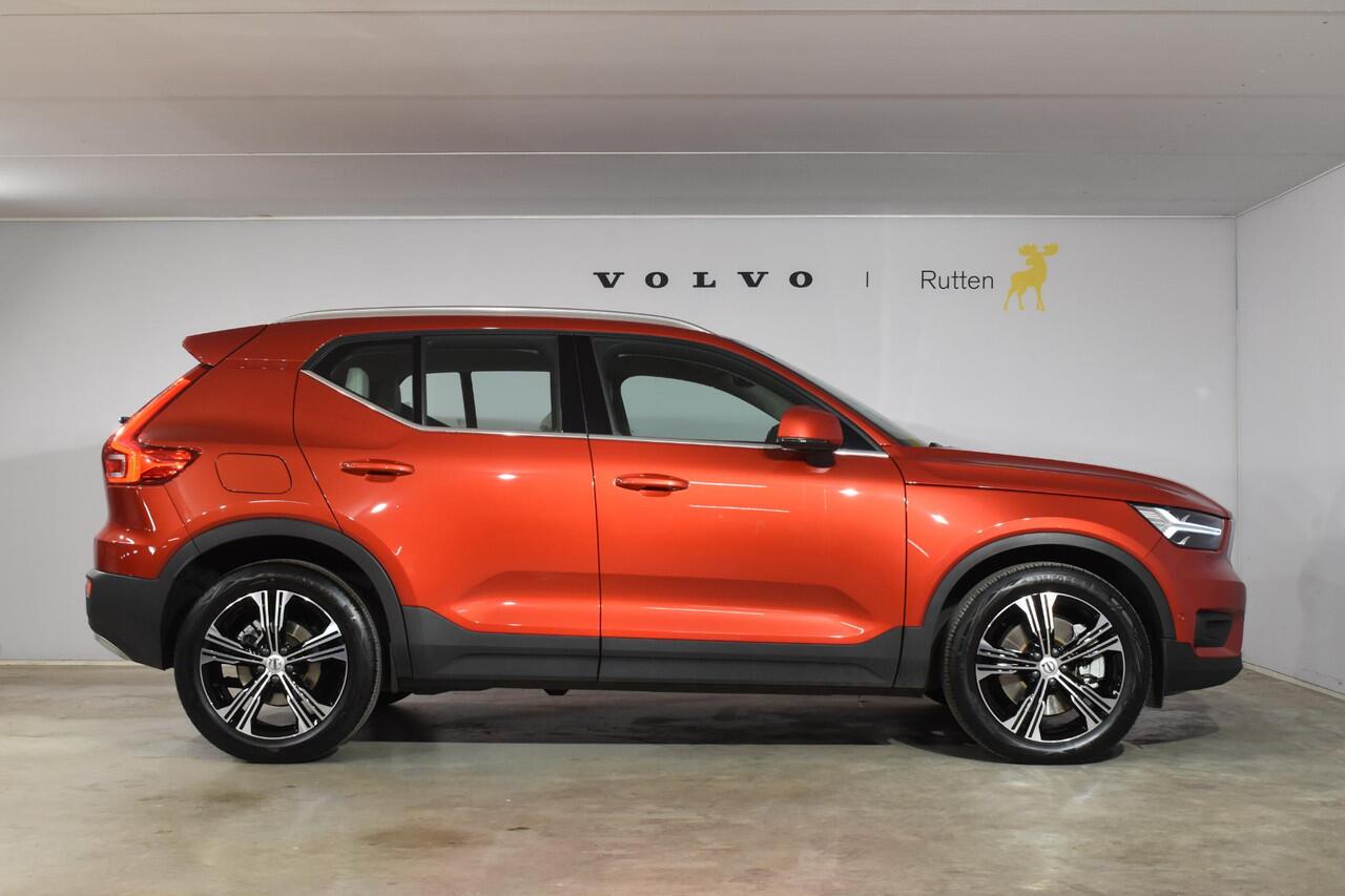 Volvo XC40 T5 262PK Automaat Recharge Inscription Navigatie / 360 Camera / Leren bekleding Blond / Adaptieve Cruise Control / Stuur & Stoelverwarming / Elektr. Achterklep / 19" Velgen