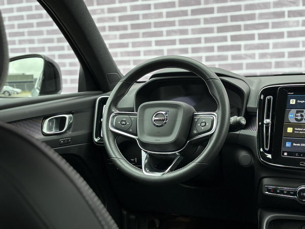 Volvo XC40 Recharge P8 AWD 78 kWh R-Design | Blis | Adaptieve cruise controle | Memory | Camera | Warmte Pomp | Stoel + Stuur verwarming |