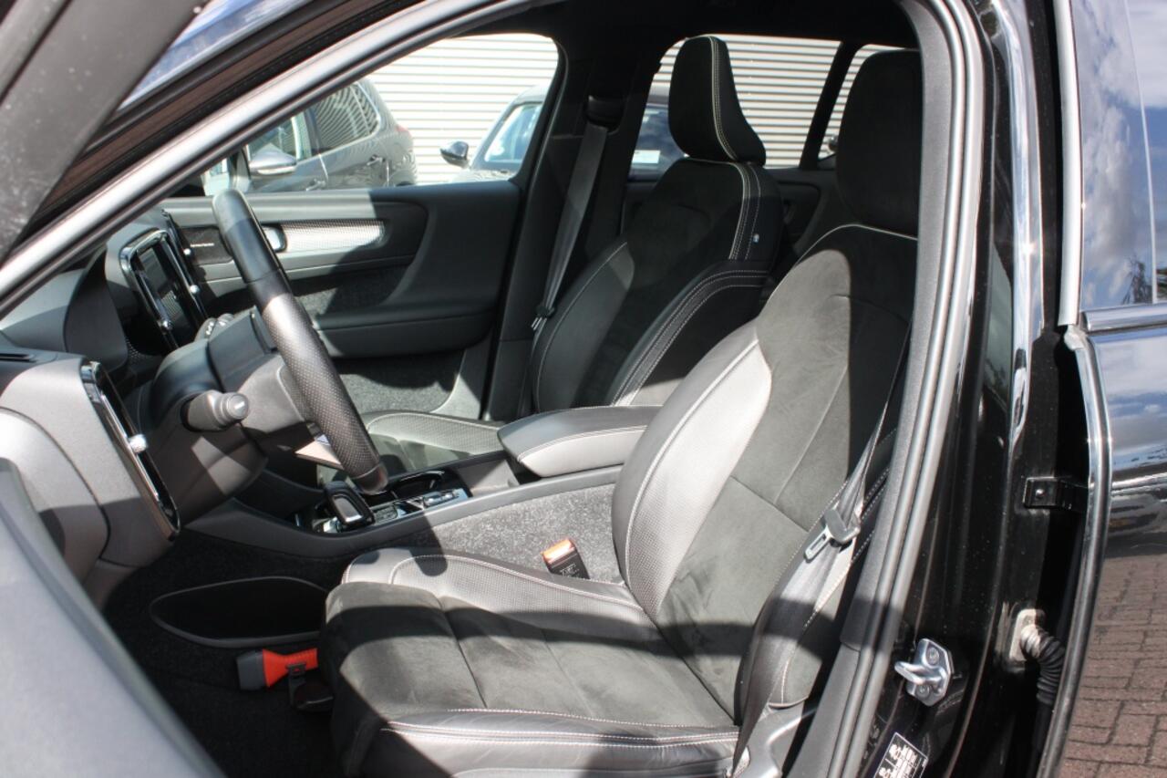 Volvo XC40 1.5 T5 TE R-Design, panoramadak, Harman Kardon, 262pk