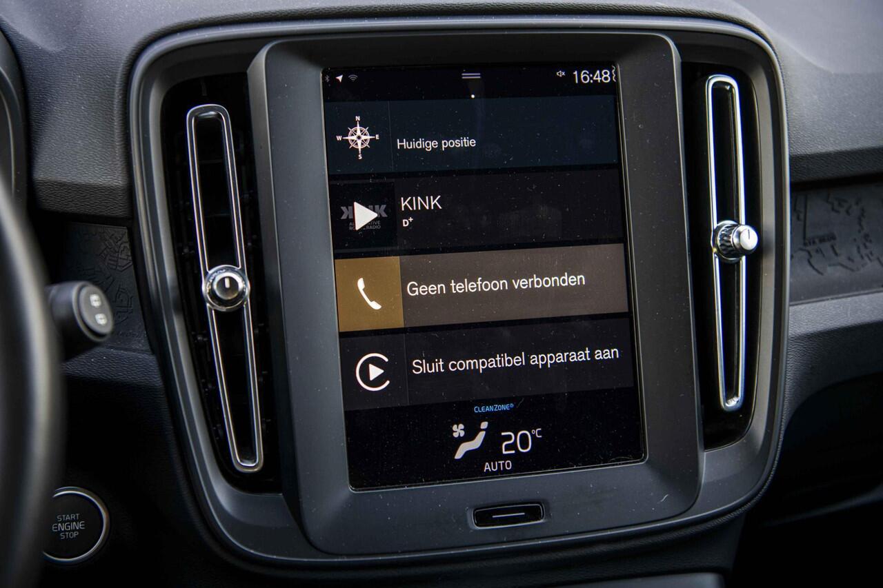 Volvo XC40 1.5 T2 Momentum Core | Cruise Control | Navigatie | Apple CarPlay & Android Auto | Parkeersensoren Achter | DAB Radio |