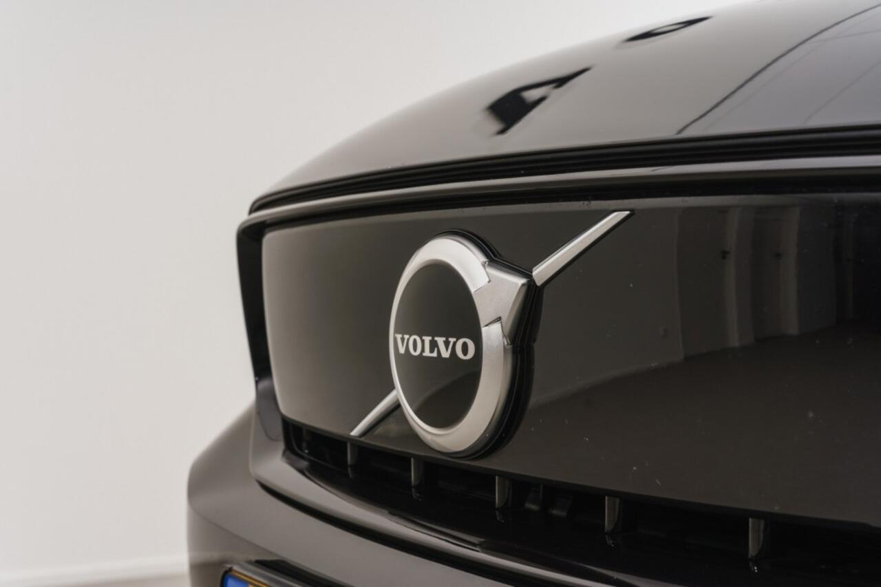 Volvo XC40 P8 AWD R-Design