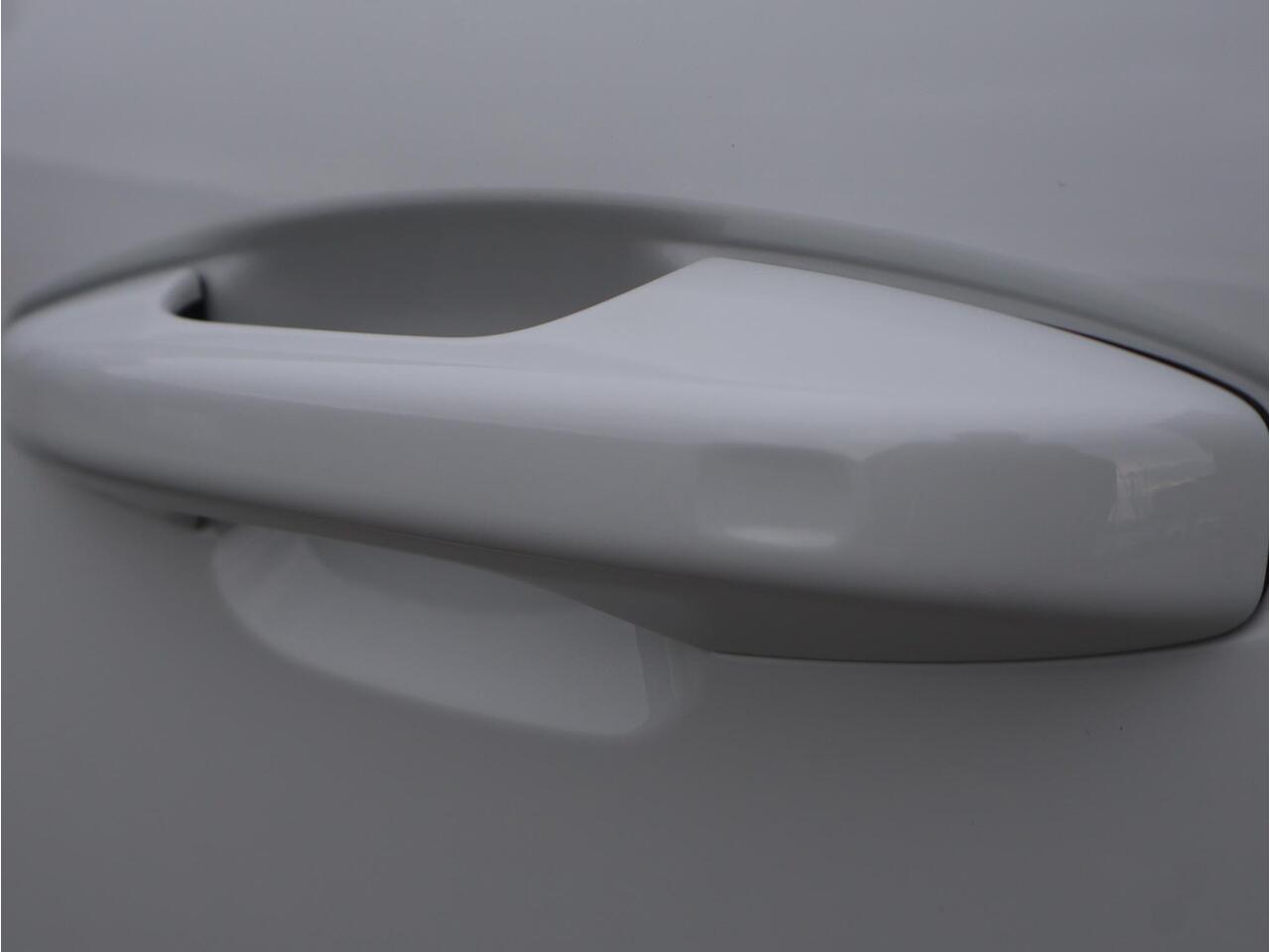 Volvo XC40 T3 AUT Business Pro | IntelliSafe Assist & Surround | Park Assist Camera achter