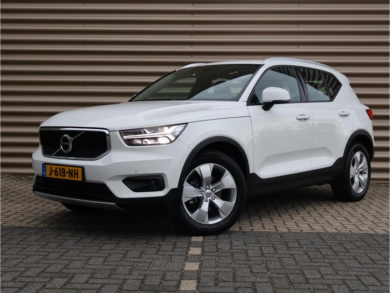 Volvo XC40 T3 AUT Business Pro | IntelliSafe Assist & Surround | Park Assist Camera achter