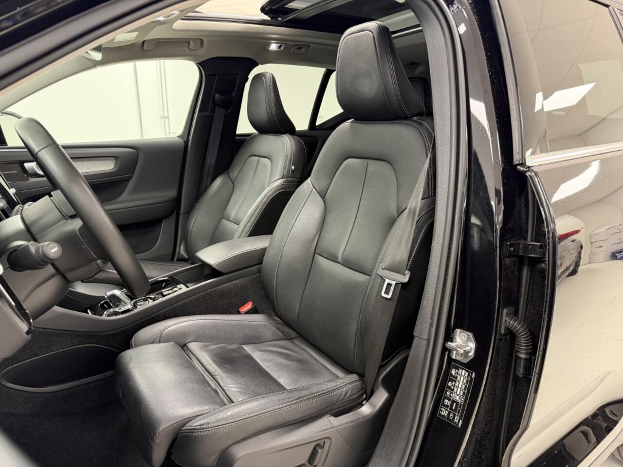 Volvo XC40 1.5 T4 Rech Inscription | Trekhaak | Leer | Harman/Kardon |