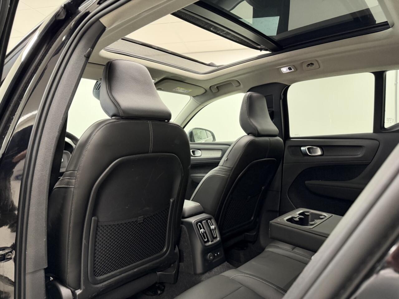 Volvo XC40 1.5 T4 Rech Inscription | Trekhaak | Leer | Harman/Kardon |